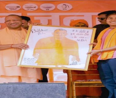 CM Yogi held a rally in Pipra assembly constituency