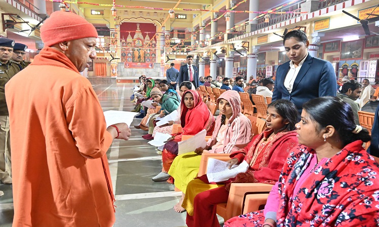 CM Yogi in Janta Darbar