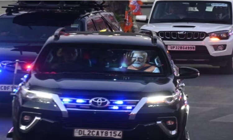 Grand welcome for PM Modi in Kashi