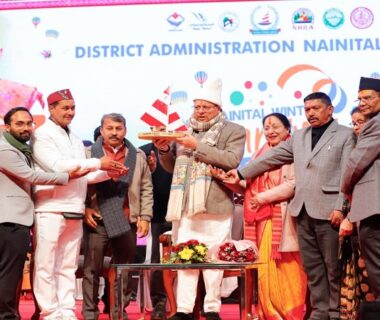 CM Dhami participated in the Winter Carnival organized in Nainital