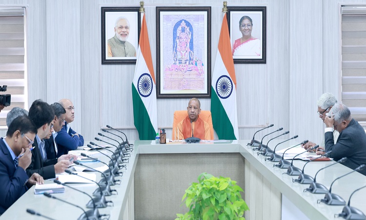 CM Yogi held a meeting of the Industrial Development Department