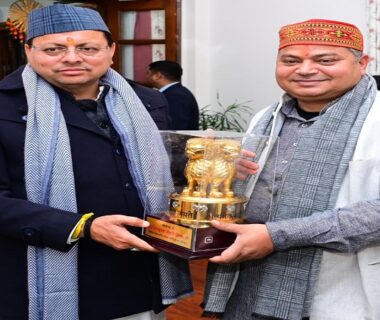 Union Minister of State Dr. Raj Bhushan Chaudhary met CM Dhami