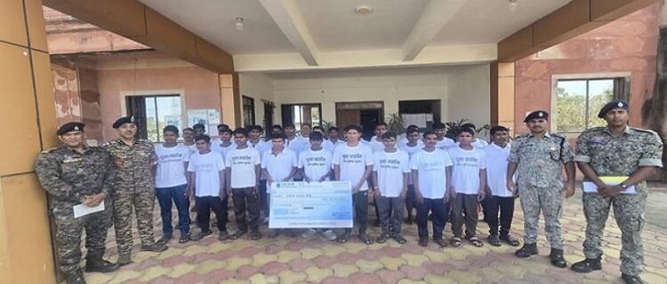 29 Naxalites surrendered in Sukma.