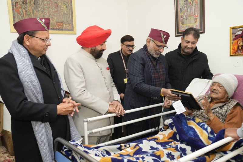 Vice President C.P. Radhakrishnan met former CM B.C. Khanduri