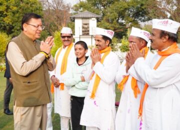 Holiyas wished CM Dhami a Happy Holi