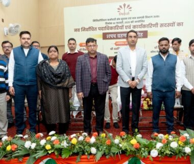 Director Information Vishal Singh administered the oath to the office bearers.