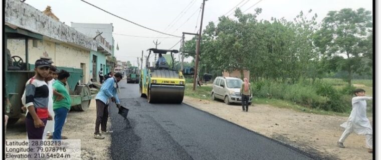 road built from plastic waste