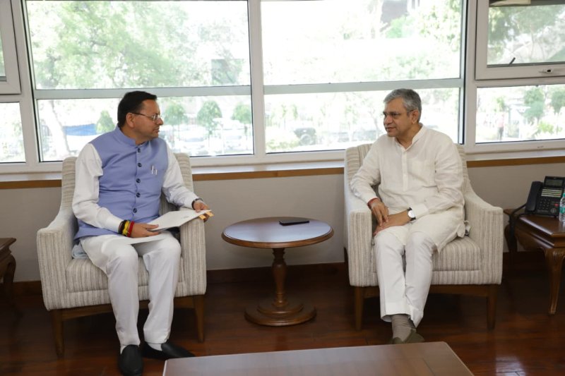 CM Dhami met Union Minister Ashwini Vaishnav
