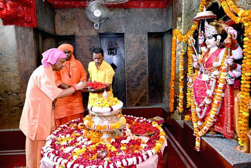 CM Yogi visited Maa Pateshwari