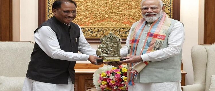 CM Vishnudev Sai presented PM Modi with a bell metal artwork titled 'Mata Kaushalya's Ram'.
