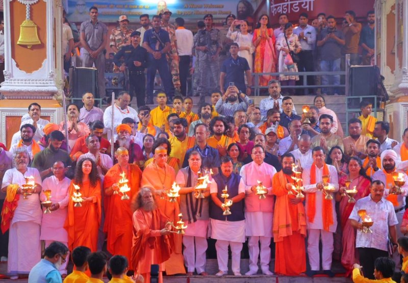 CM Dhami and Nitin Nabin performed Ganga Aarti