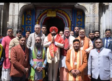 Governor Gurmeet Singh reached Kedarnath Dham