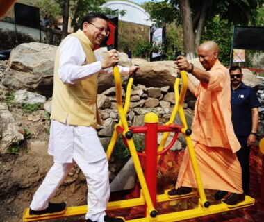 cm dhami-cm yogi