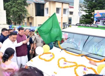 CM Dhami flags off five new garbage vehicles