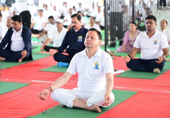 CM Dhami Yoga Day