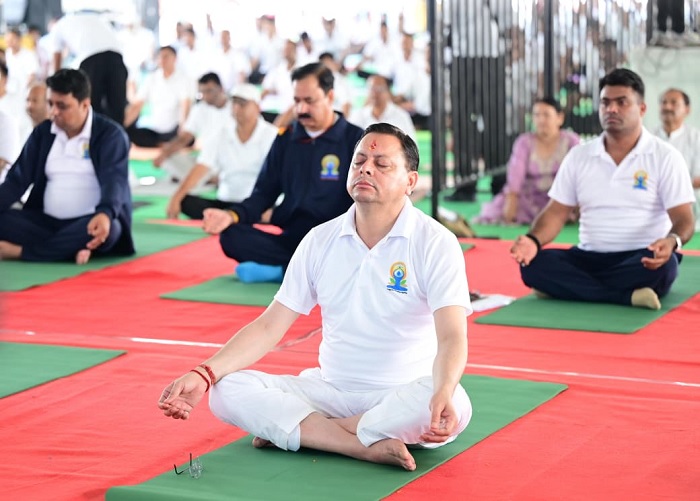 CM Dhami Yoga Day