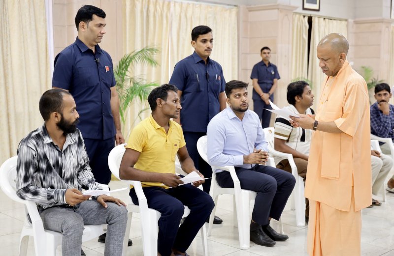CM-Yogi-3