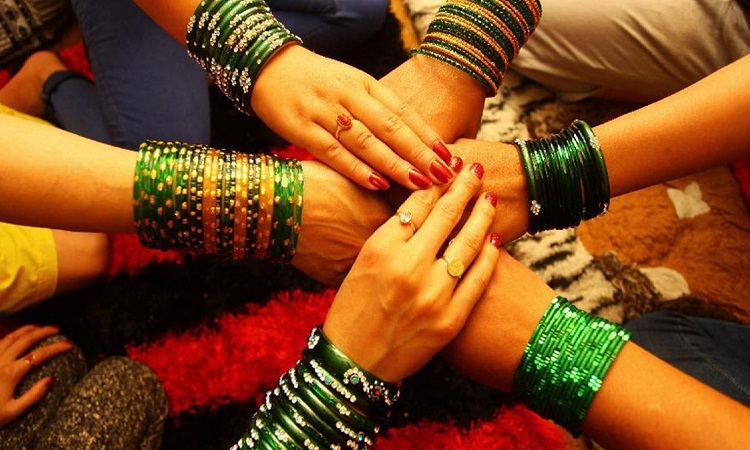 Green-Bangles