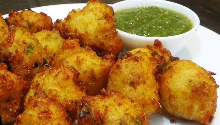 Sooji-Pakora