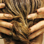 multani-mitti-on-hair