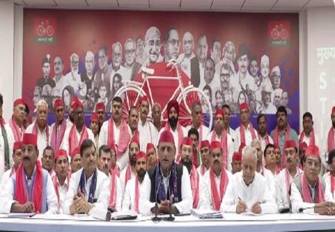 Akhilesh-Yadav-3