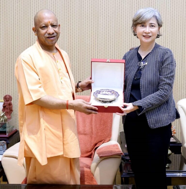 CM-Yogi-29