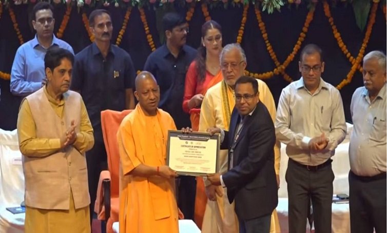 CM-Yogi-38