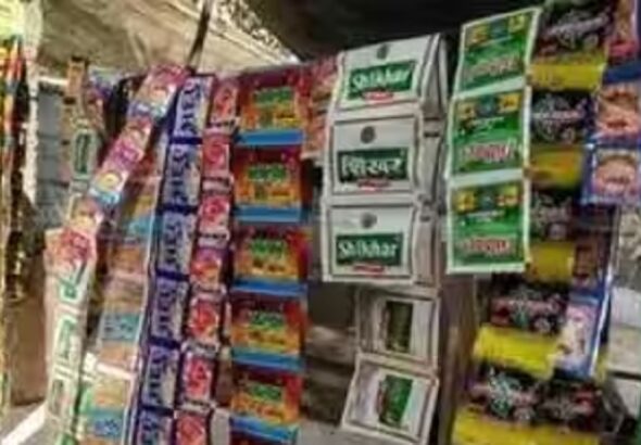 Cigarettes-and-gutkha