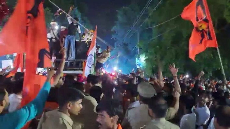 Kannauj-Clash
