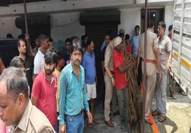 Two-workers-die-after-entering-septic-tank