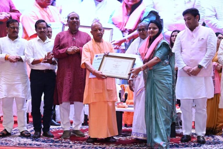 CM-Yogi-18