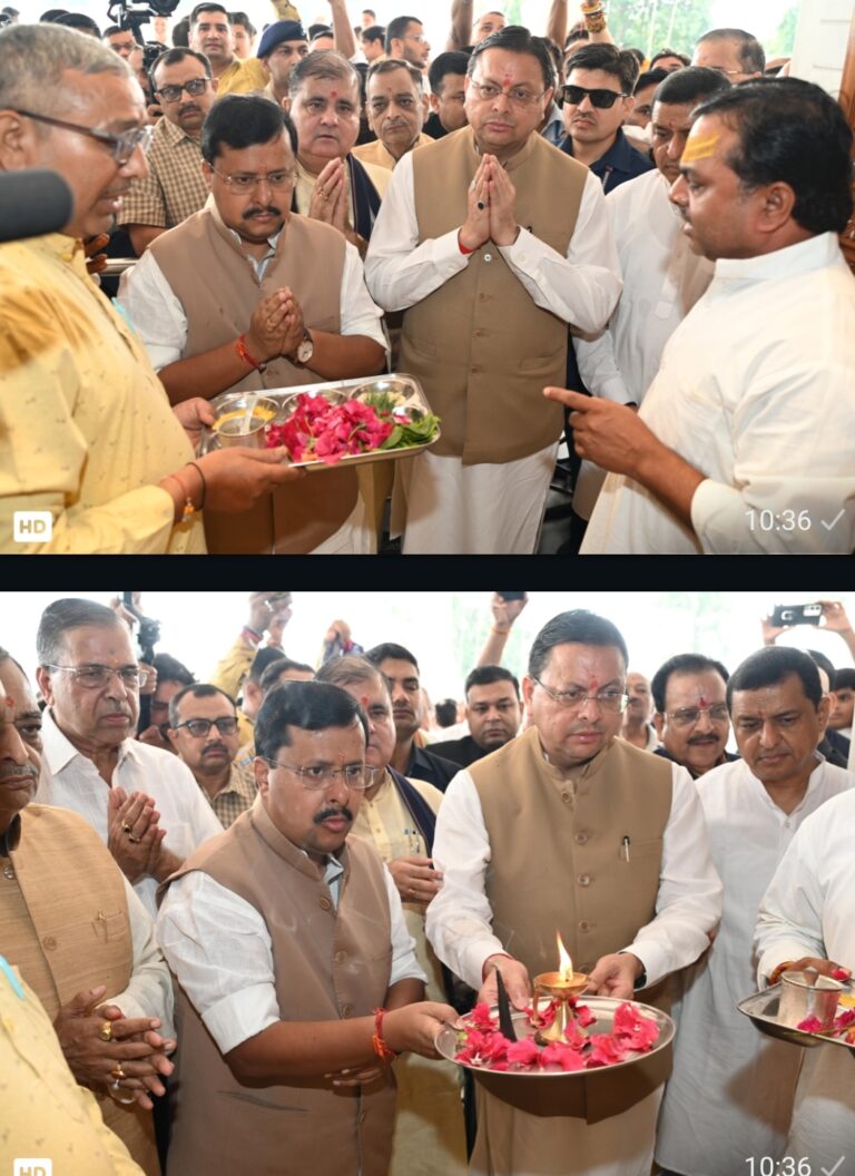 Nitin Naveen performed puja at Mahalaxmi temple