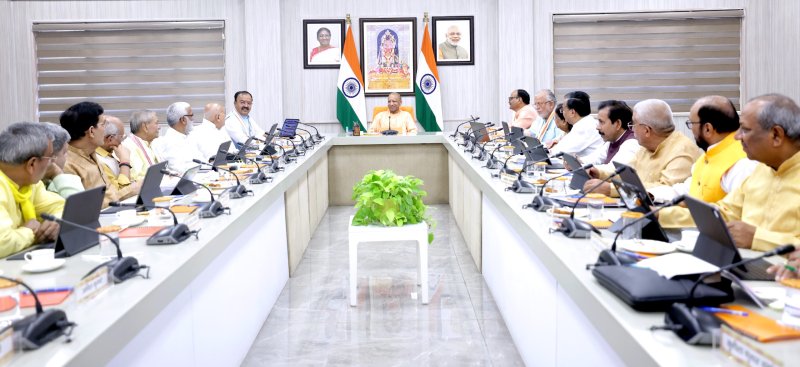 Yogi Cabinet